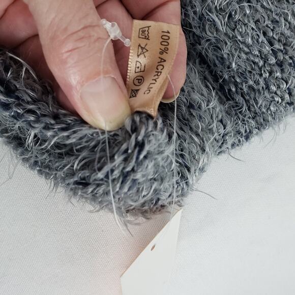 LOF gray knit fuzzy cowl scarf, NWT - Picture 5 of 5